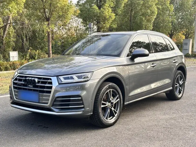2020 Audi Q5L 2.0T 252HP L4 7DCT