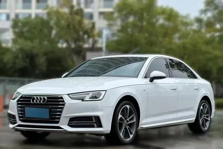 2019 Audi A4L 2.0T 190HP L4 7DCT