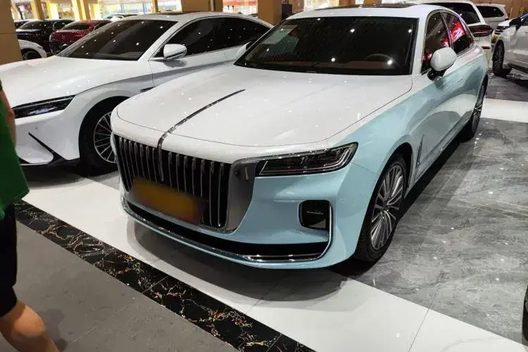 2020 HongQi H9 2.0T 252HP L4 7DCT