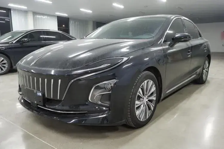 2022 HongQi E-QM5 BEV 54KWH