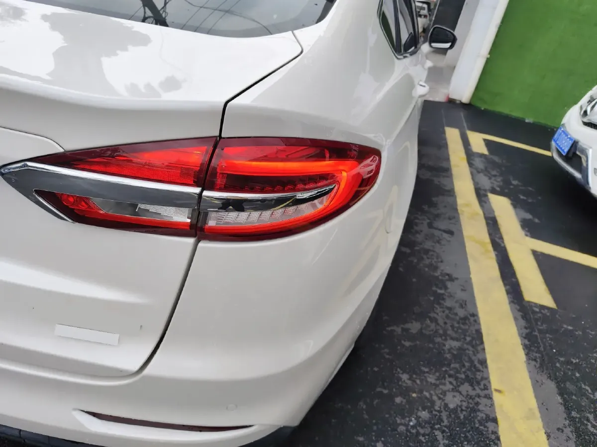 2018 Ford Mondeo 1.5T 181HP L4 6AT,autocango,china used car exporter,china ev exporter,chinese used car exporter,chinese used ev exporter