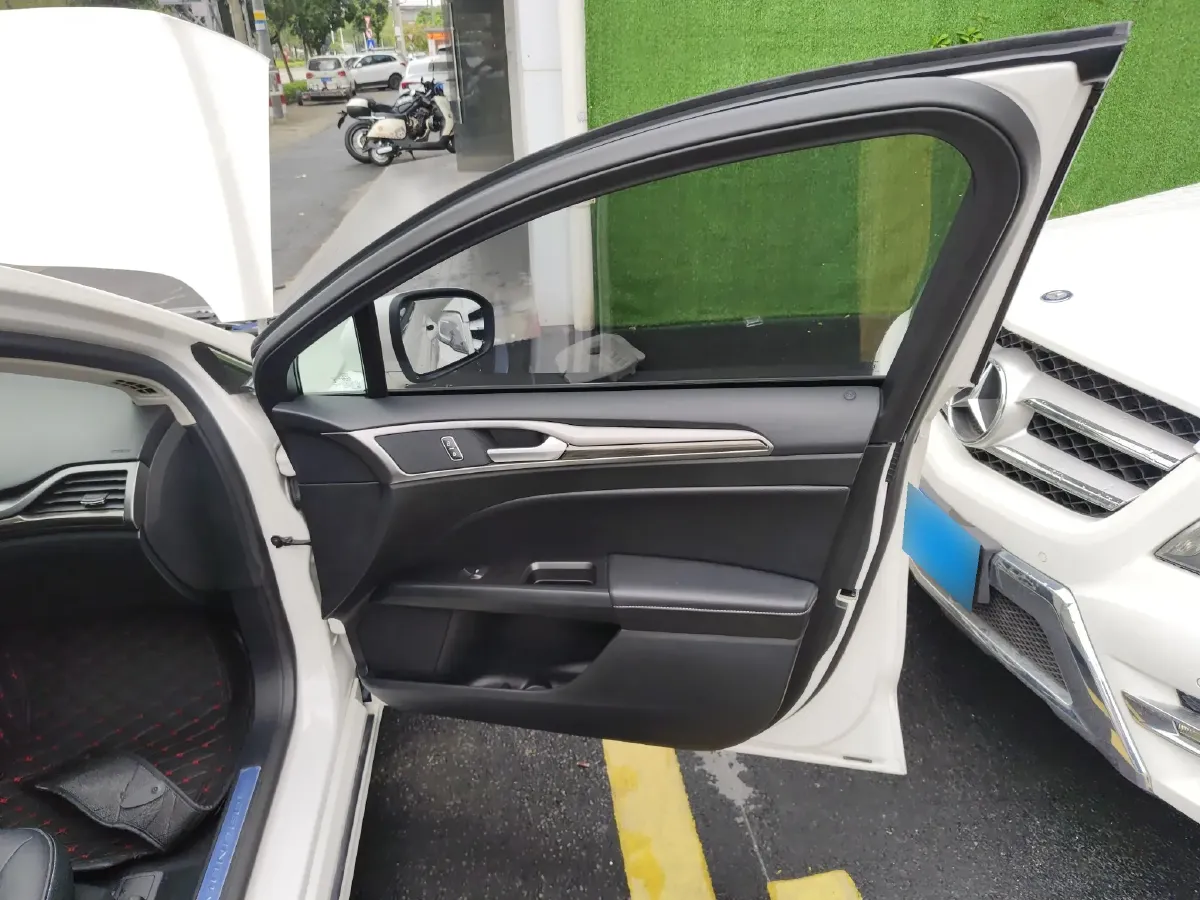 2018 Ford Mondeo 1.5T 181HP L4 6AT,autocango,china used car exporter,china ev exporter,chinese used car exporter,chinese used ev exporter