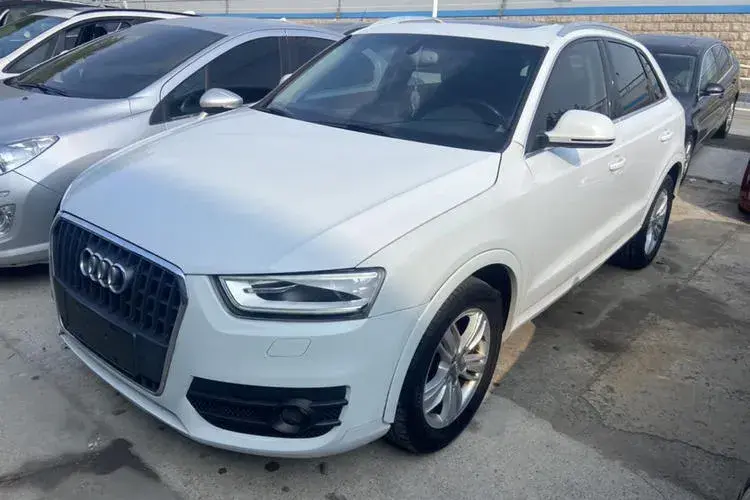2013 Audi Q3 2.0T 170HP L4 7DCT