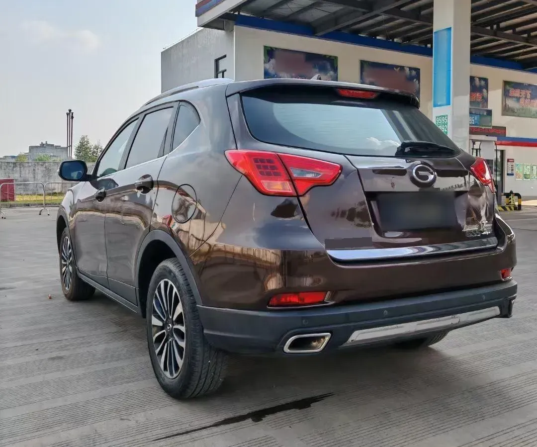 2015 GAC Trumpchi GS5 Super 2.0L 147HP L4 5AT,autocango,china used car exporter,china ev exporter,chinese used car exporter,chinese used ev exporter