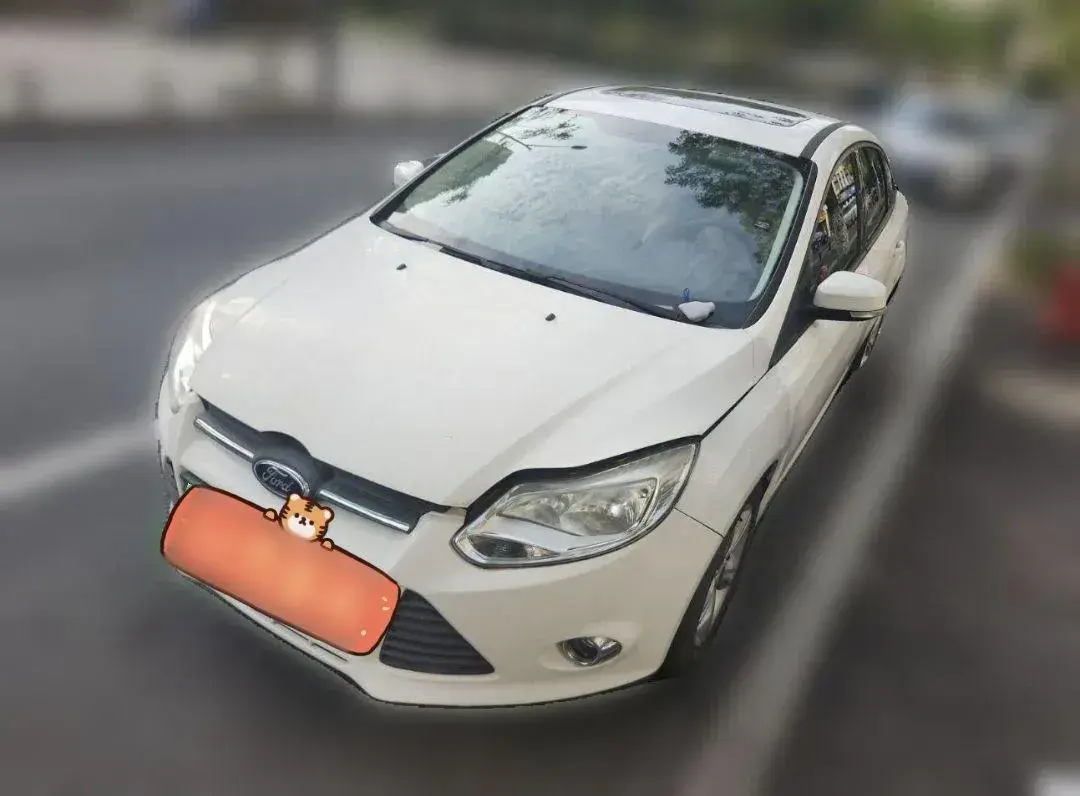 2012 Ford Focus 1.6L 125HP L4 6DCT