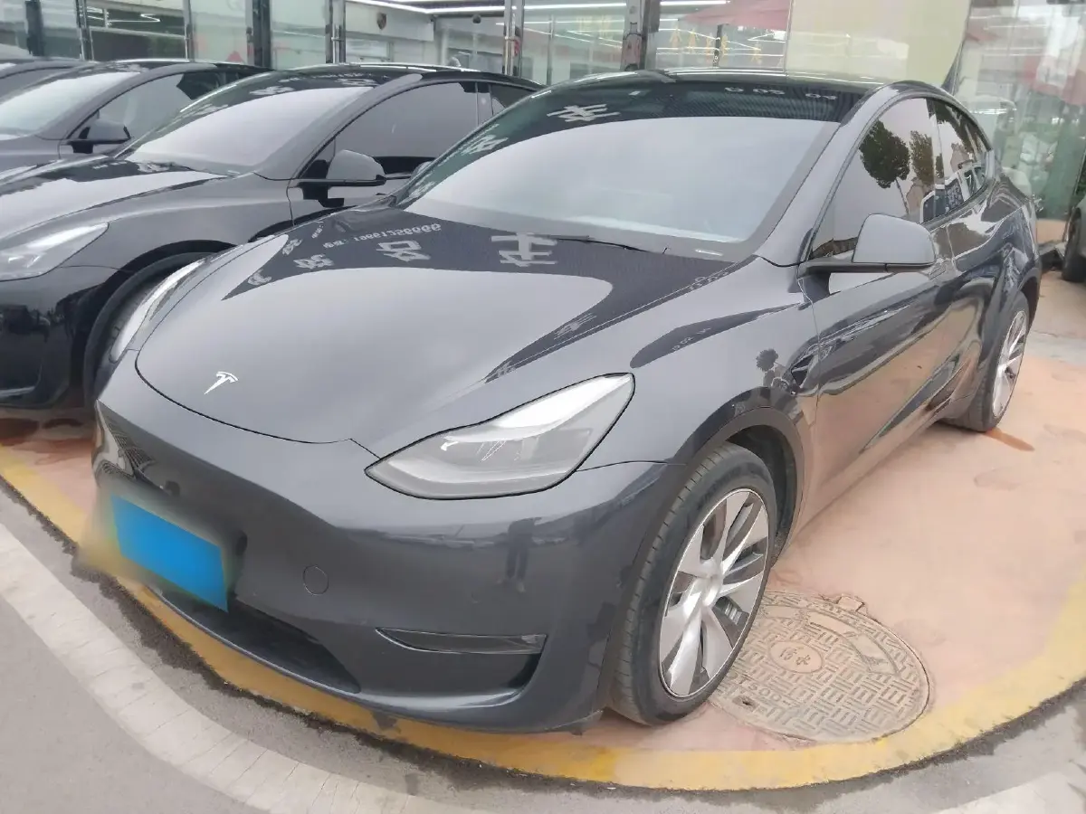 2021 Tesla Model Y BEV 60KWH