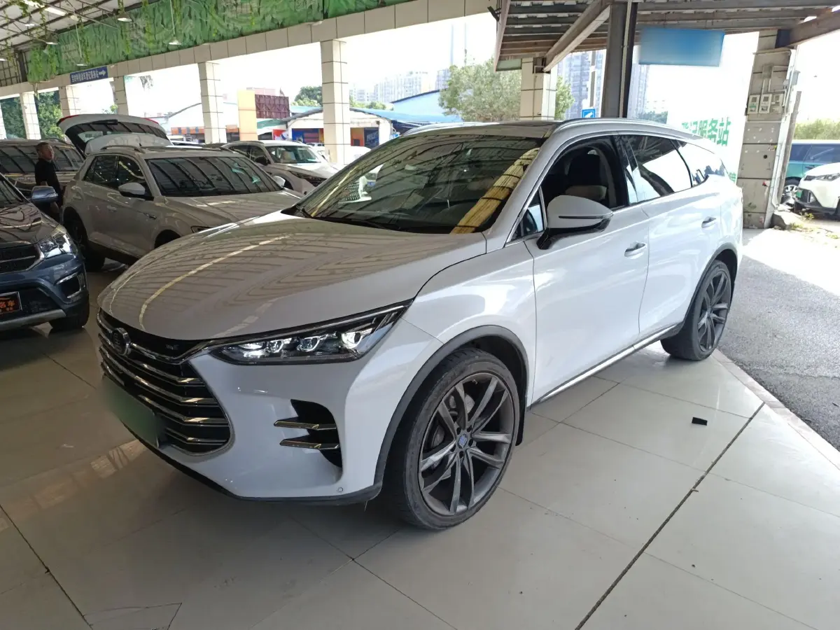 2018 BYD Tang 2.0T 205HP L4 6DCT PHEV 19.96KWH