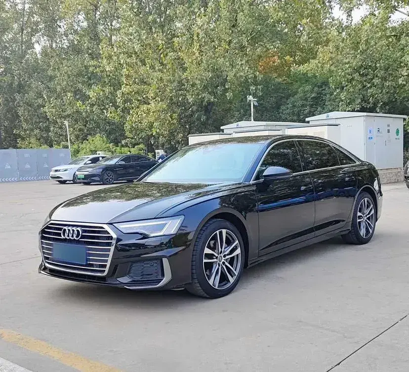 2019 Audi A6L 2.0T 190HP L4 7DCT