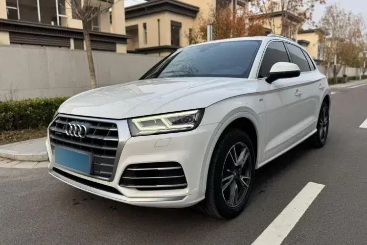 2020 Audi Q5L 2.0T 190HP L4 7DCT