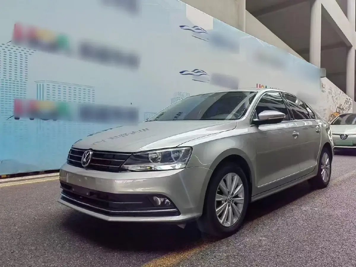 2015 Volkswagen Sagitar 1.6L 110HP L4 6AT