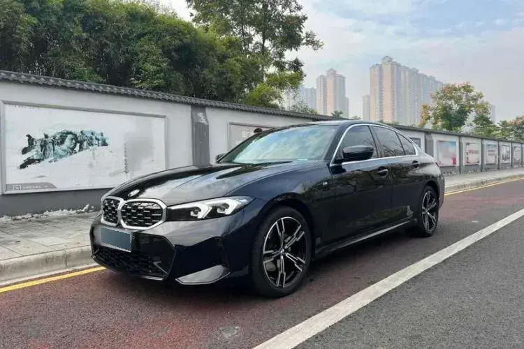 2024 BMW 3 Series 2.0T 184HP L4 8AT