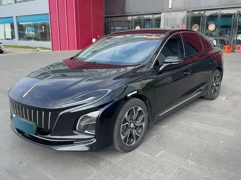 2023 HongQi E-QM5 BEV 54KWH