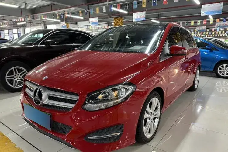 2015 Mercedes-Benz B Class 1.6T 156HP L4 7DCT