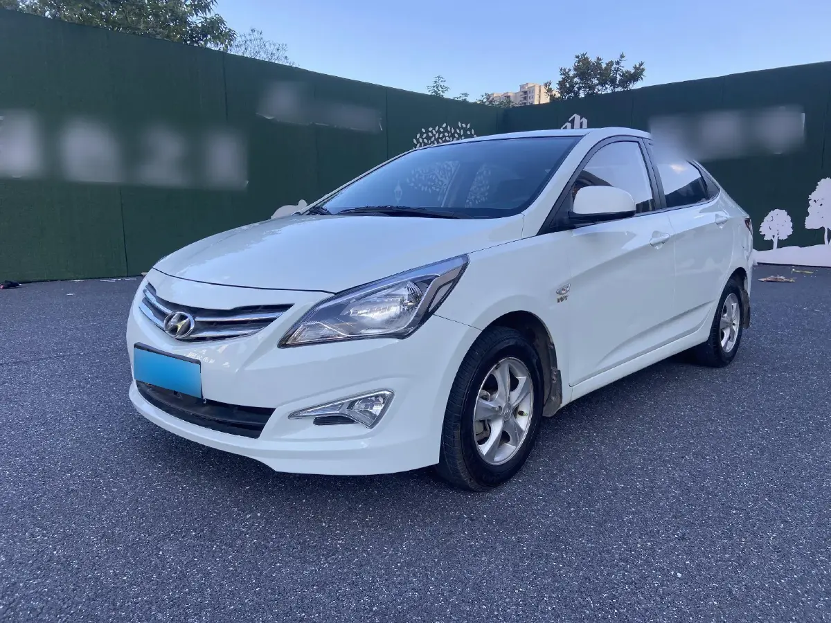 2016 Hyundai Reina 1.4L 107HP L4 4AT