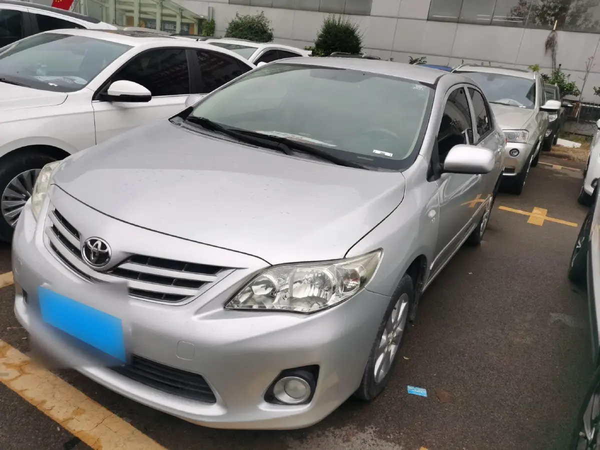 2013 Toyota Corolla 1.6L 122HP L4 5MT