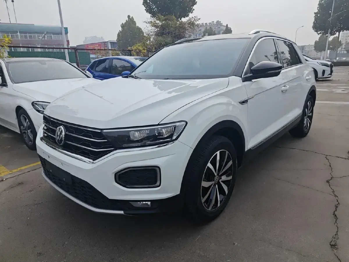 2018 Volkswagen T-Roc 1.4T 150HP L4 7DCT