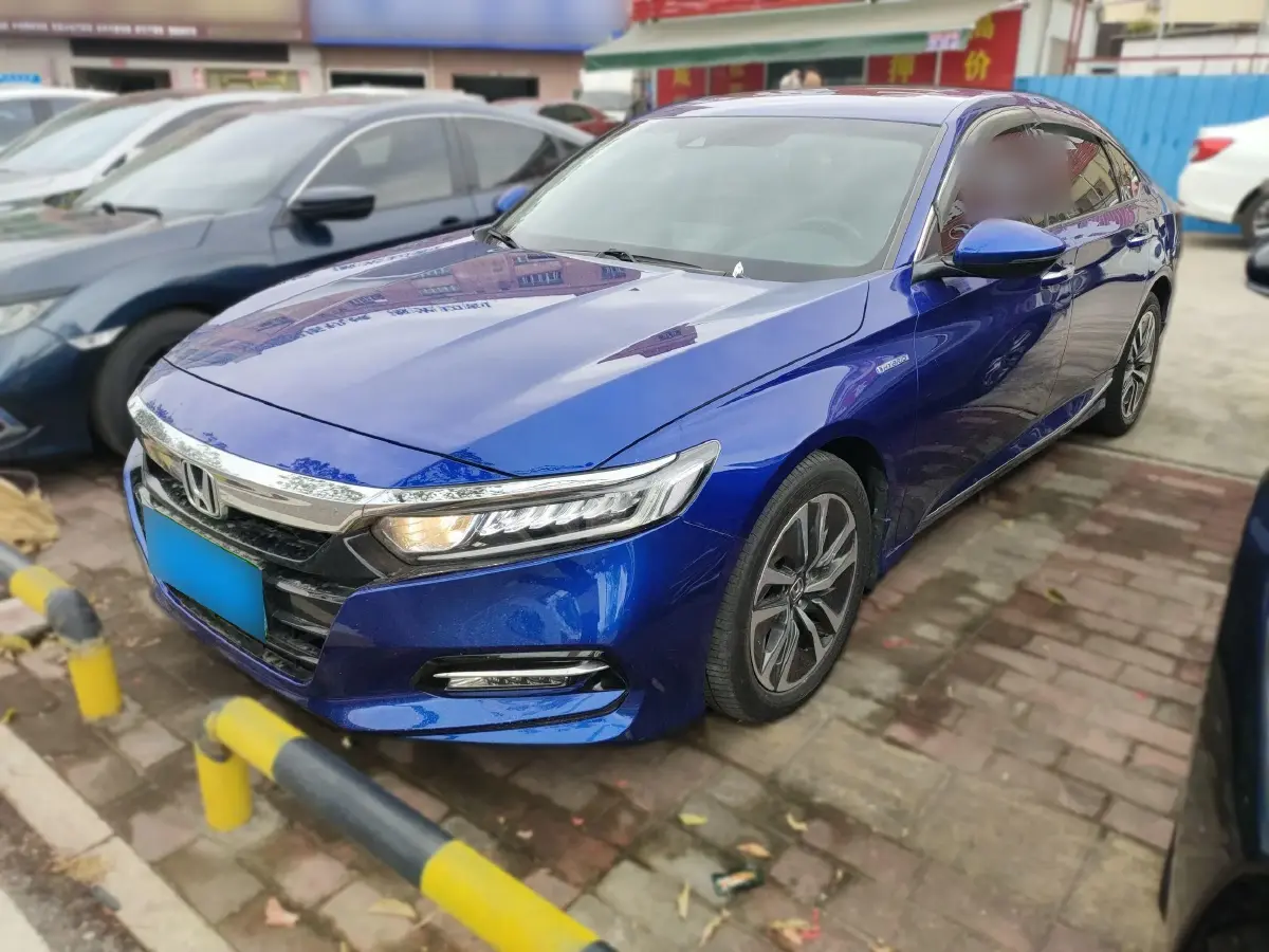 2018 Honda Accord 2.0L 146HP L4 E-CVT Hybrid
