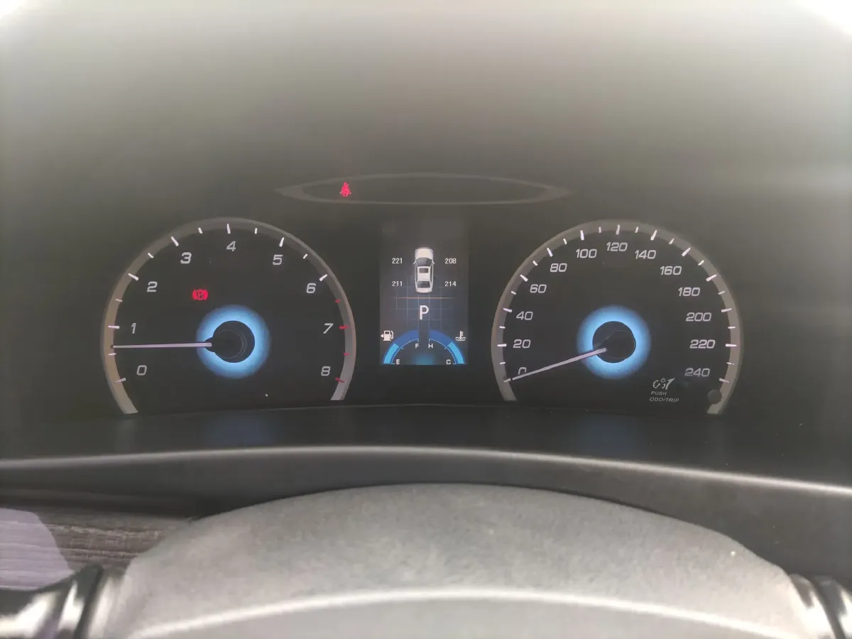 2014 ChangAn Raeton 1.8T 177HP L4 6AT,autocango,china used car exporter,china ev exporter,chinese used car exporter,chinese used ev exporter