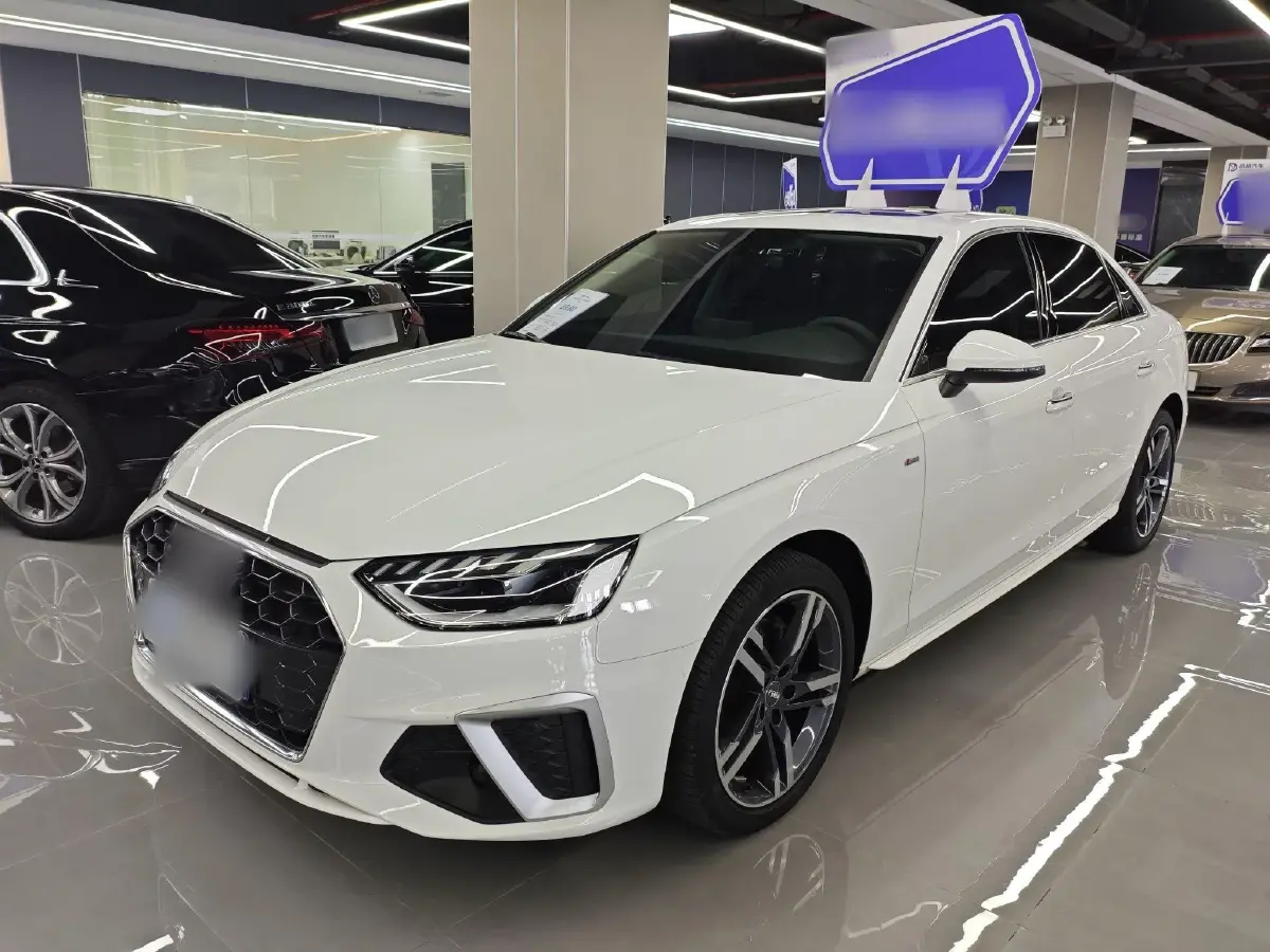 2020 Audi A4L 2.0T 190HP L4 7DCT