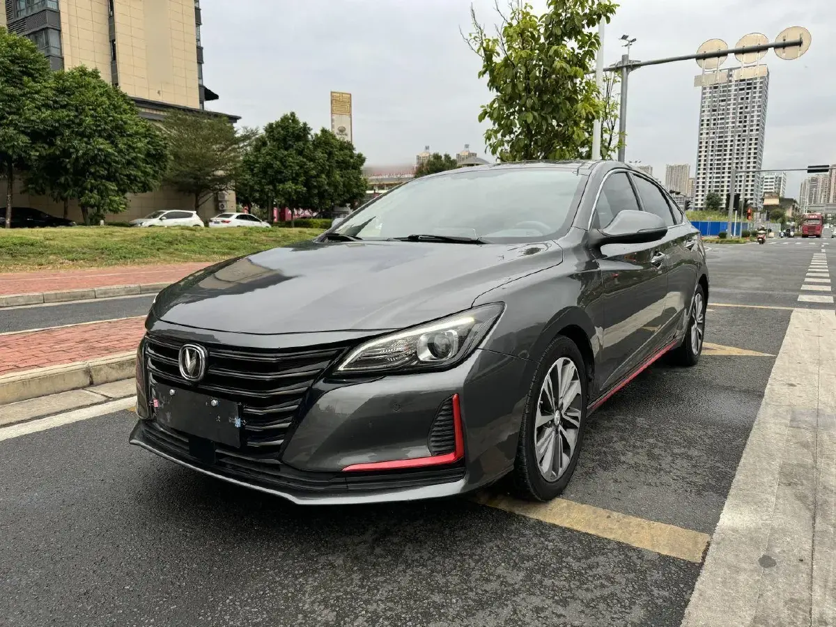 2021 ChangAn Raeton CC 1.5T 180HP L4 7DCT