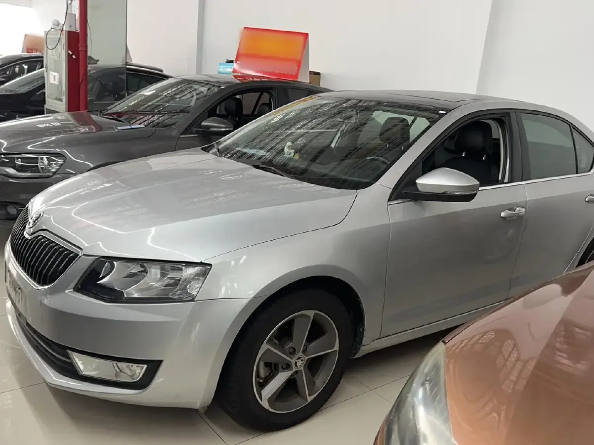 2017 Skoda Octavia 1.4T 150HP L4 7DCT