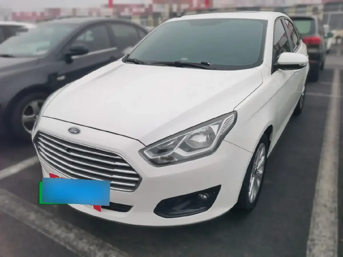 2017 Ford Escort 1.5L 113HP L4 6AT