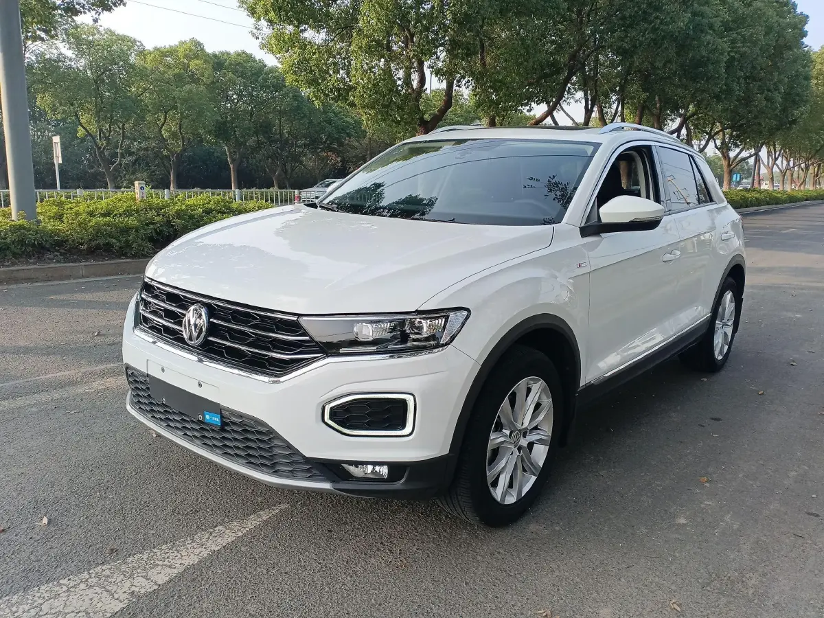 2020 Volkswagen T-Roc 1.4T 150HP L4 7DCT
