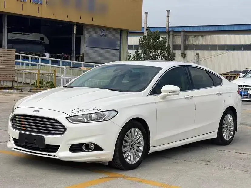2013 Ford Mondeo 2.0T 203HP L4 6AT