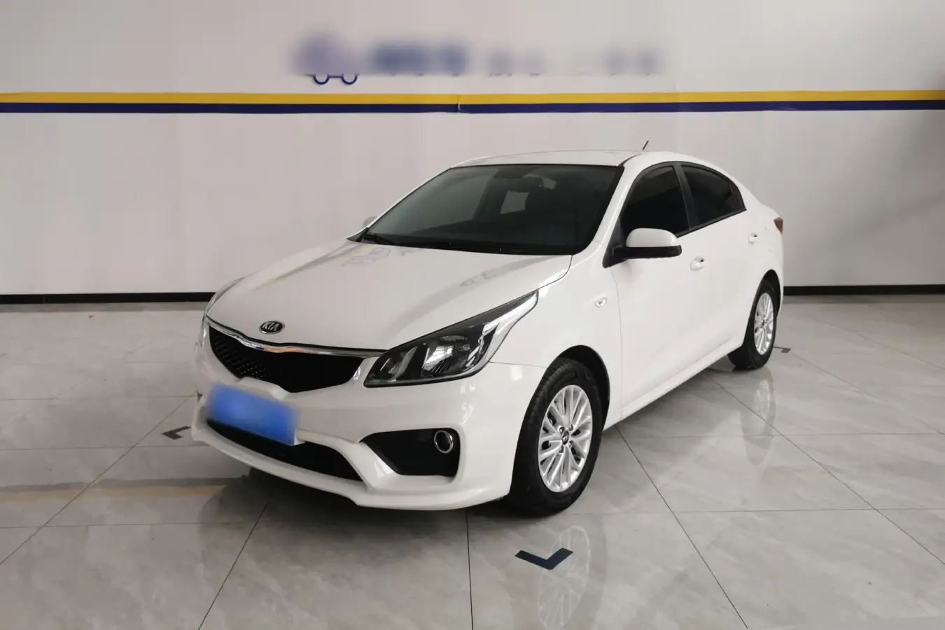 2017 Kia K2 1.4L 100HP L4 6MT