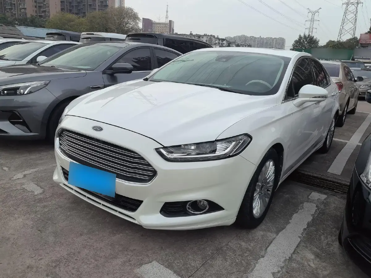 2013 Ford Mondeo 2.0T 203HP L4 6AT