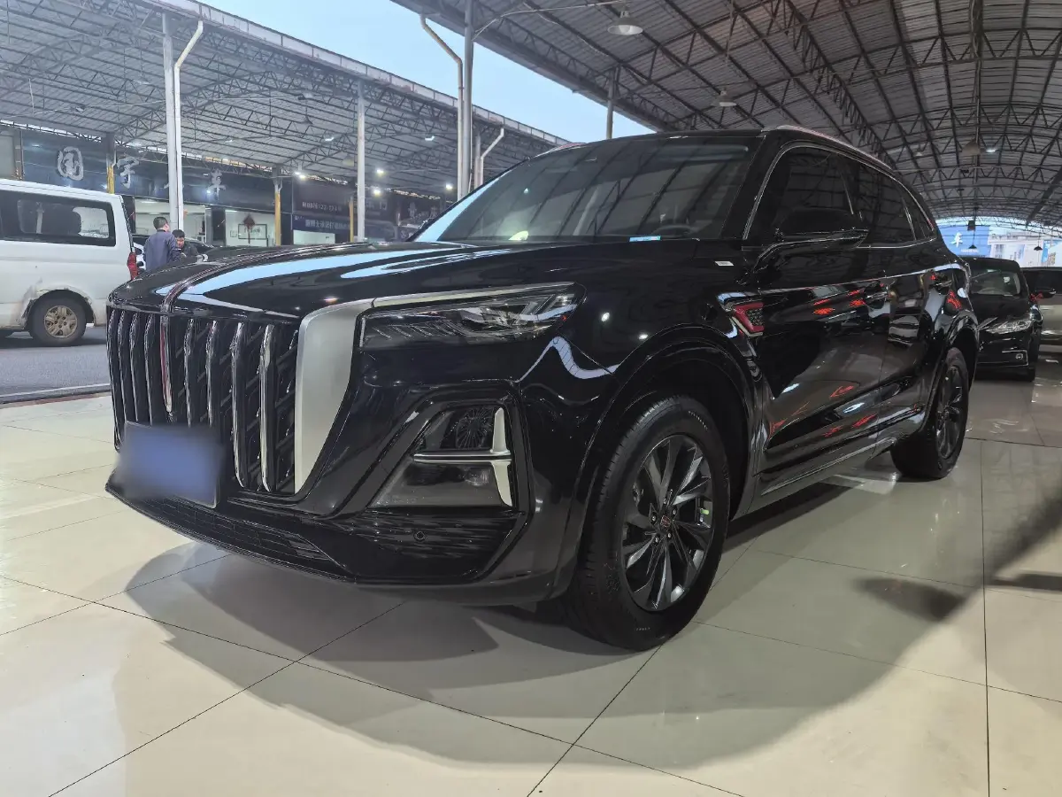 2023 HongQi HS5 2.0T 252HP L4 8AT