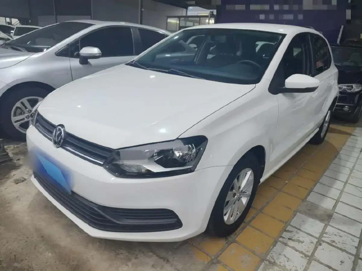 2018 Volkswagen Polo 1.5L 110HP L4 5MT