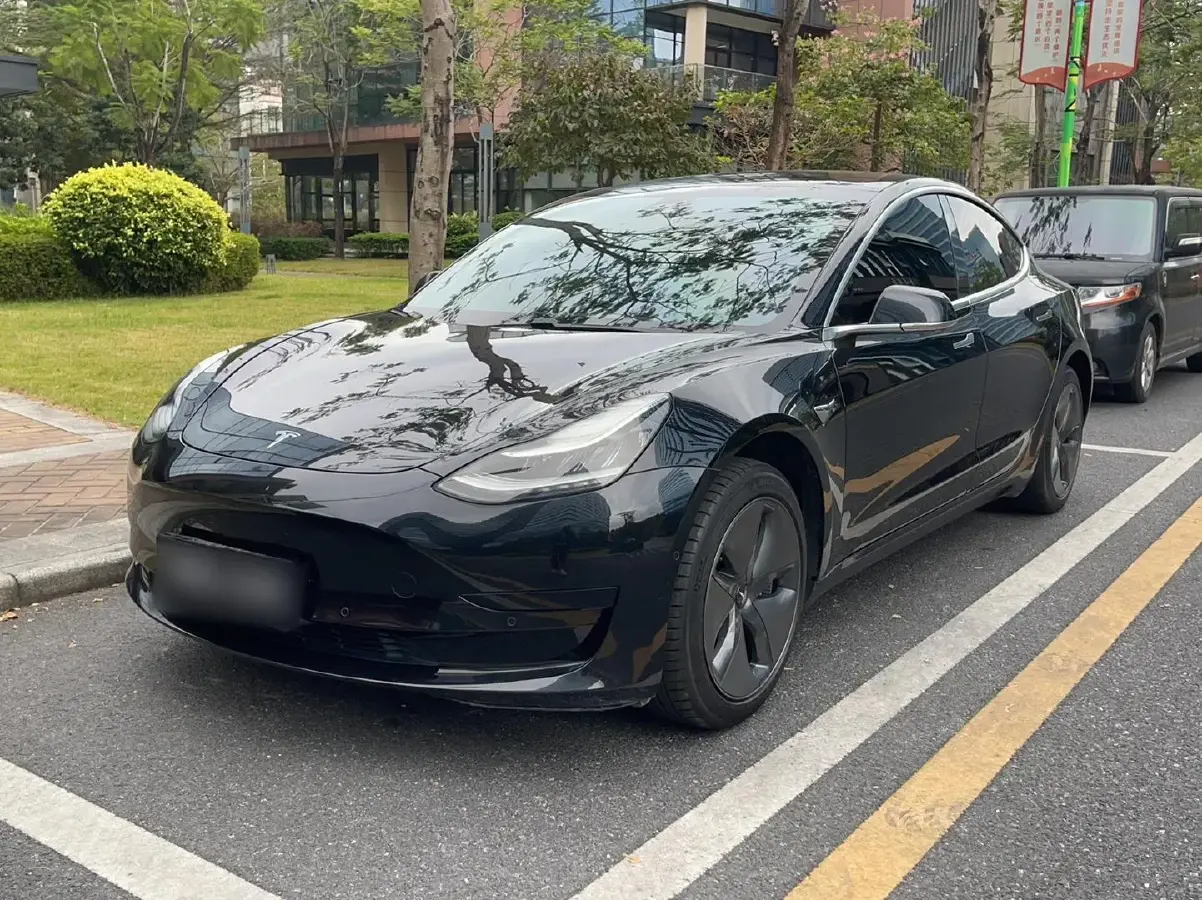 2020 Tesla Model 3 BEV 52KWH