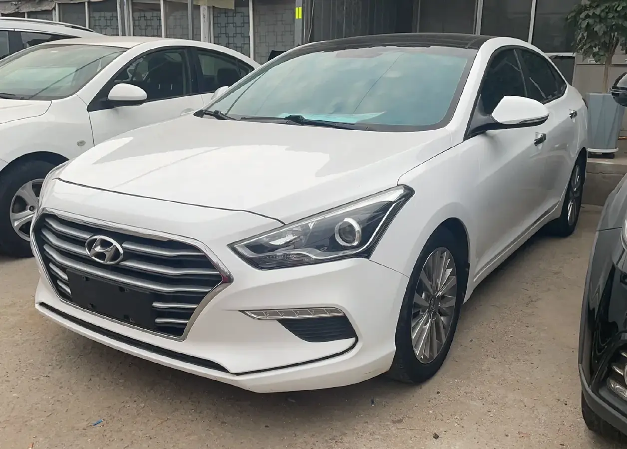 2017 Hyundai Mistra 1.8L 143HP L4 6AT