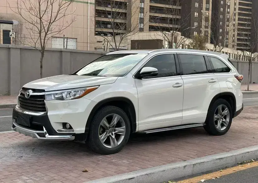 2017 Toyota Highlander 2.0T 220HP L4 6AT