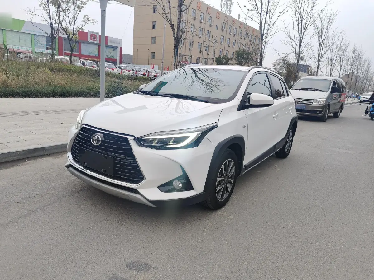 2022 Toyota Yaris L 1.5L 112HP L4 CVT