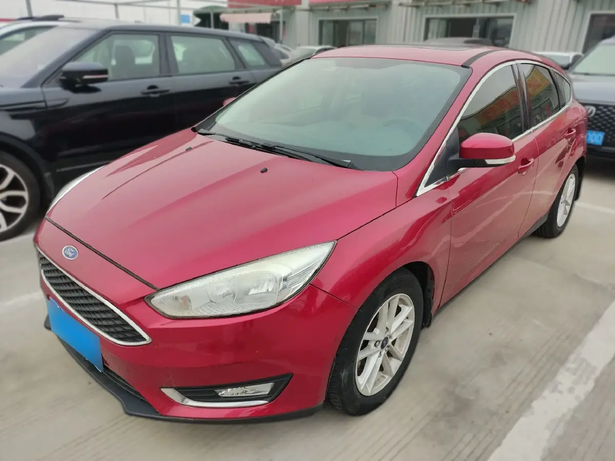 2015 Ford Focus 1.6L 125HP L4 6DCT