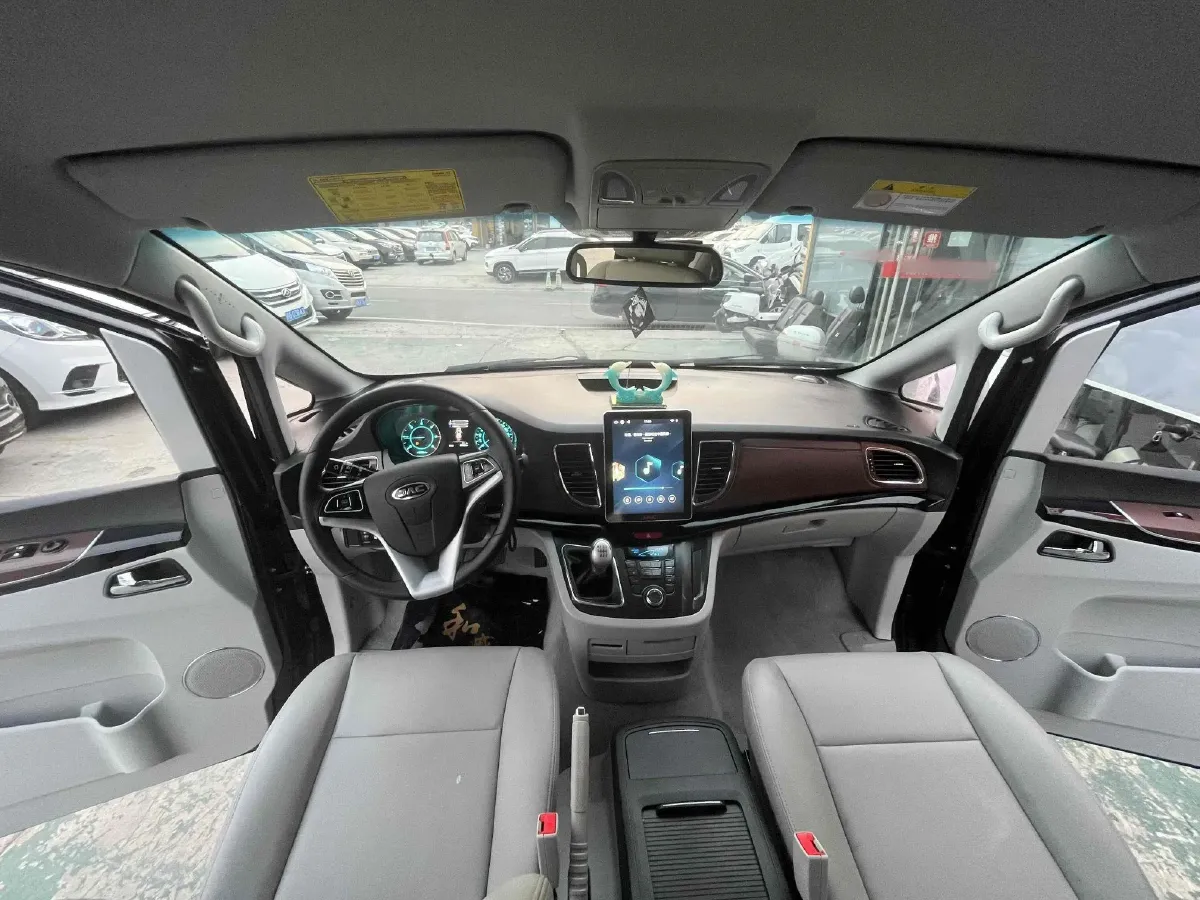 2021 JAC Refine M5 2.0T 150HP L4 6MT,autocango,china used car exporter,china ev exporter,chinese used car exporter,chinese used ev exporter