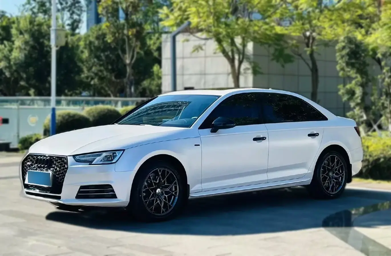 2018 Audi A4L 1.4T 150HP L4 7DCT
