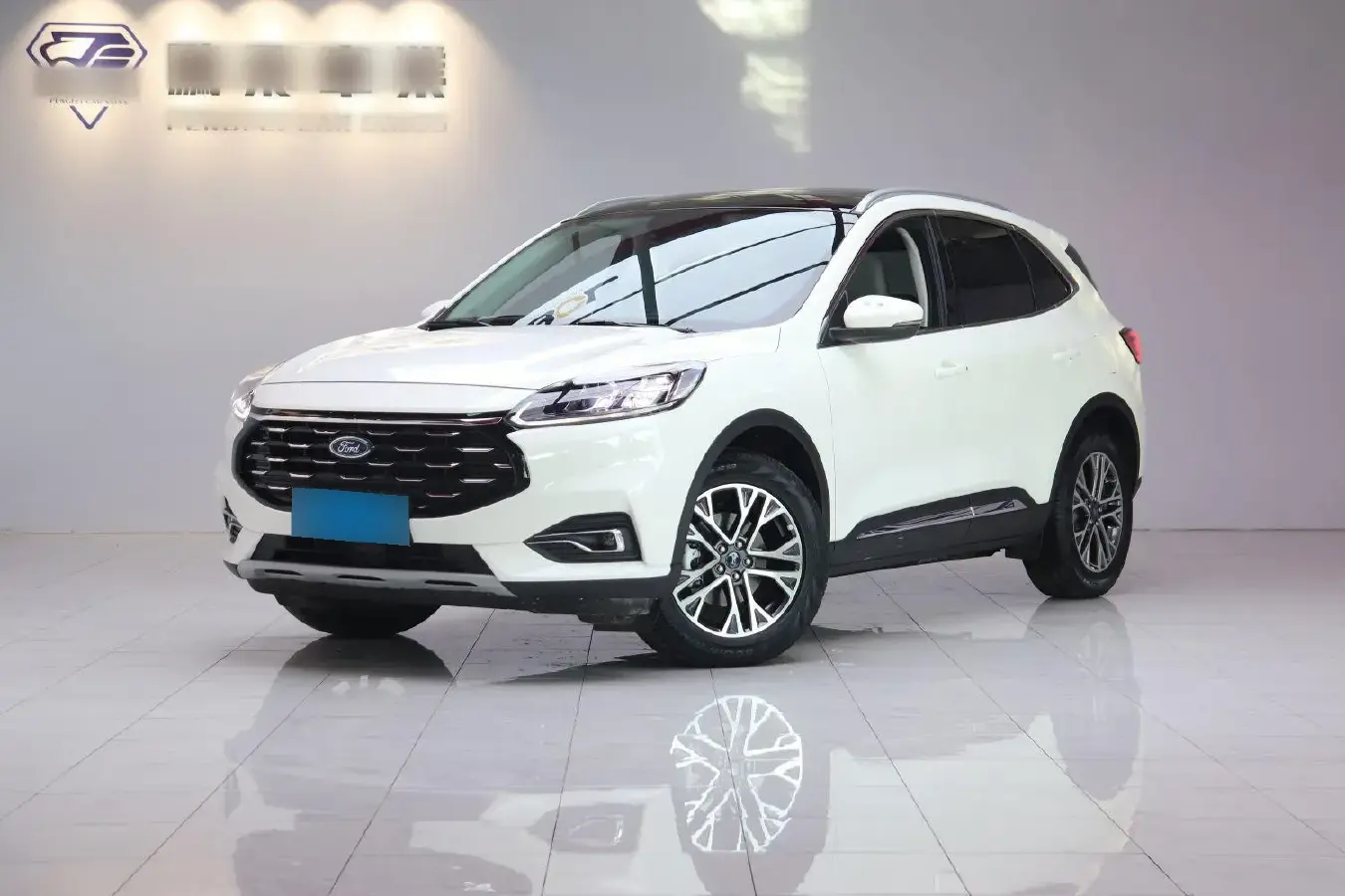 2020 Ford Escape 2.0T 248HP L4 8AT