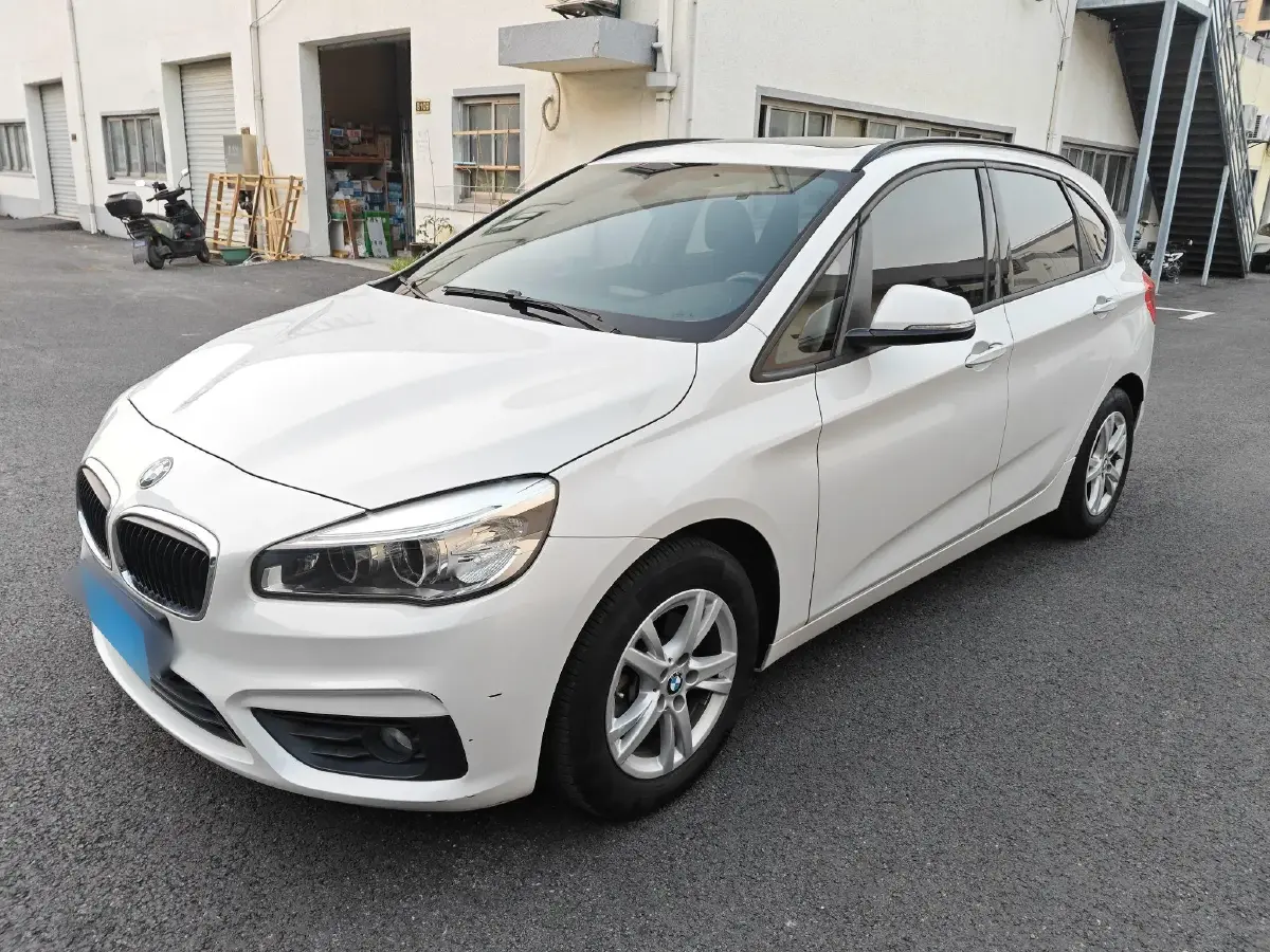 2016 BMW 2 Series Wagon 1.5T 136HP L3 6AT