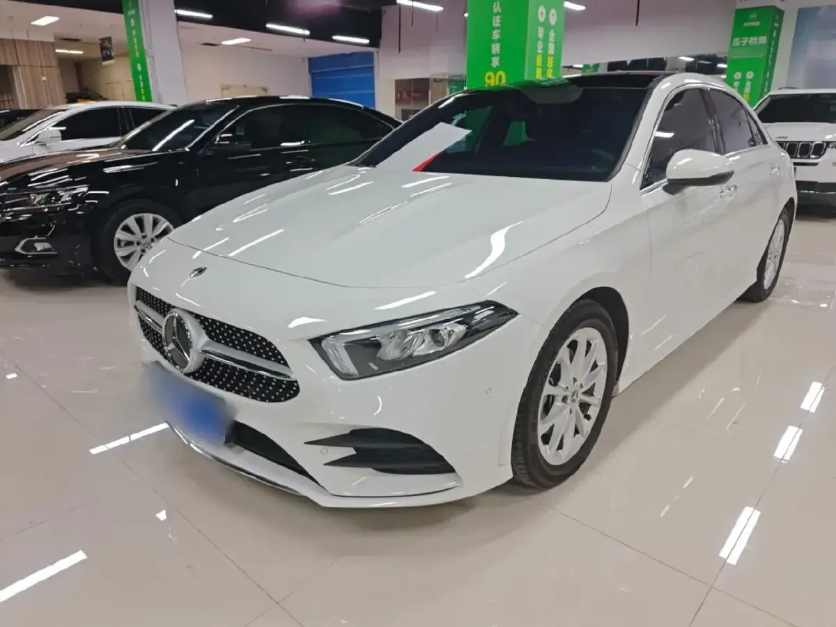 2021 Mercedes-Benz A Class 1.3T 163HP L4 7DCT