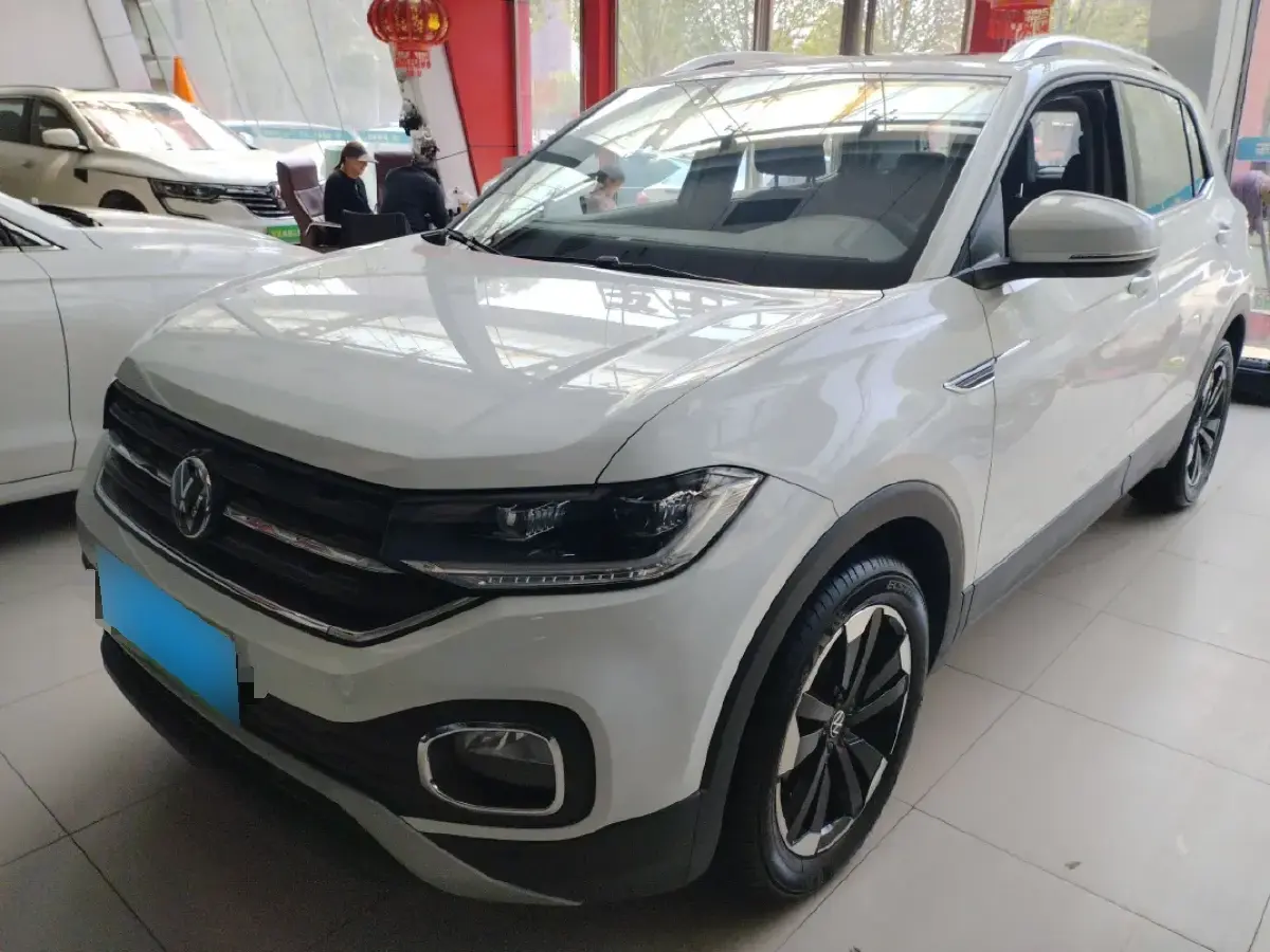 2021 Volkswagen Tacqua 1.5L 113HP L4 6AT