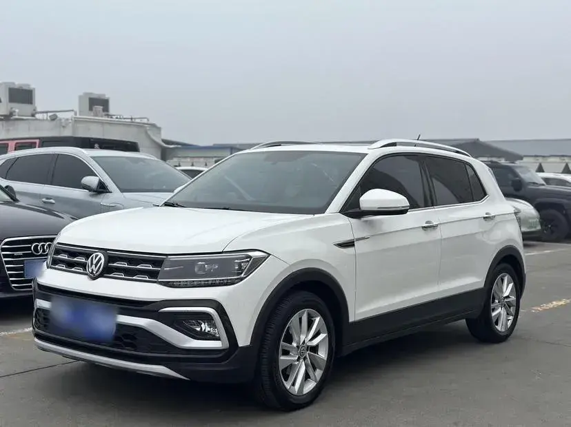 2019 Volkswagen T-Cross 1.4T 150HP L4 7DCT