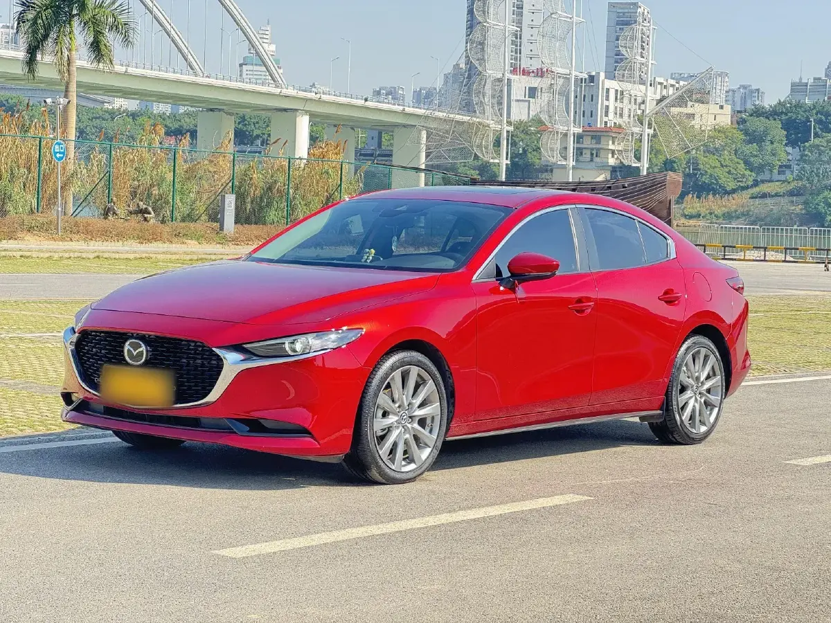 2021 Mazda 3 Axela 2.0L 158HP L4 6AT