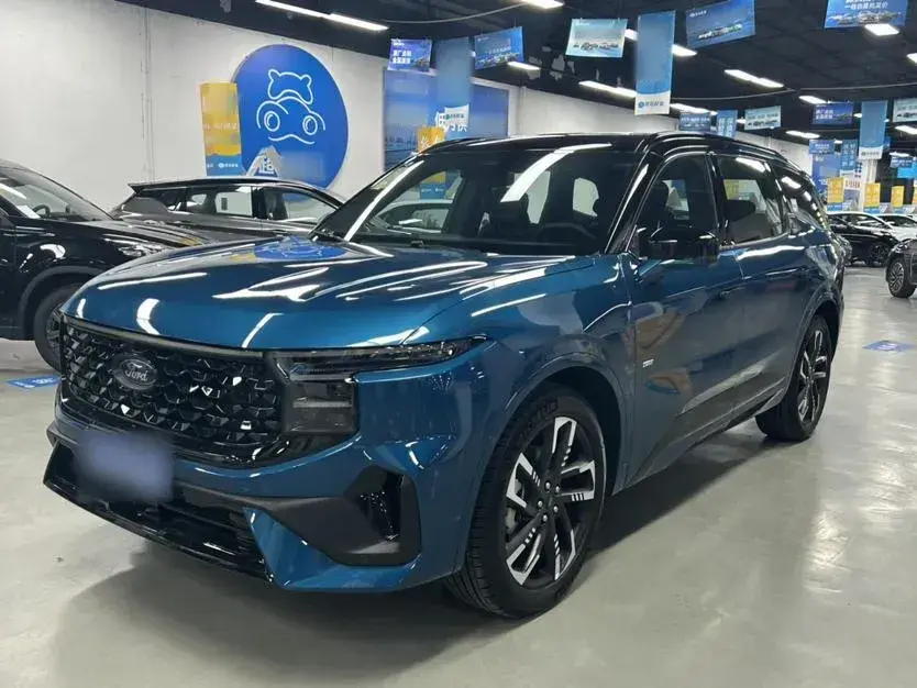 2023 Ford Edge 2.0T 275HP L4 E-CVT Hybrid