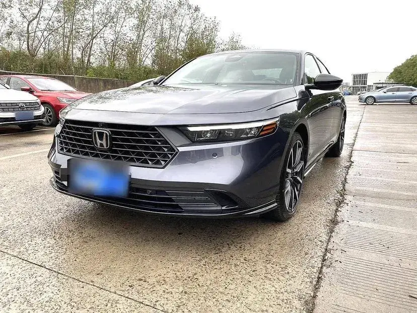 2023 Honda Accord 1.5T 192HP L4 CVT