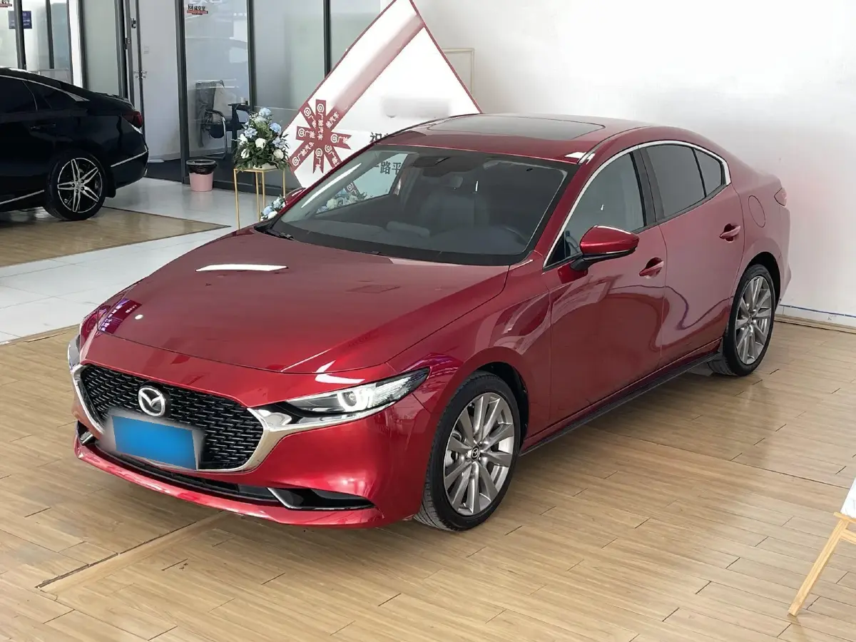 2020 Mazda 3 Axela 2.0L 158HP L4 6AT