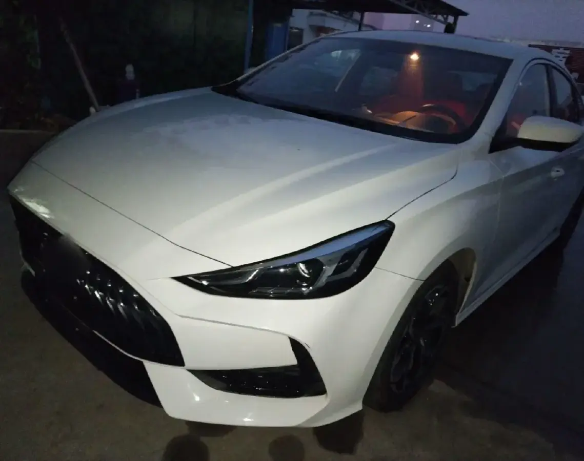 2021 MG 5 1.5L 120HP L4 CVT