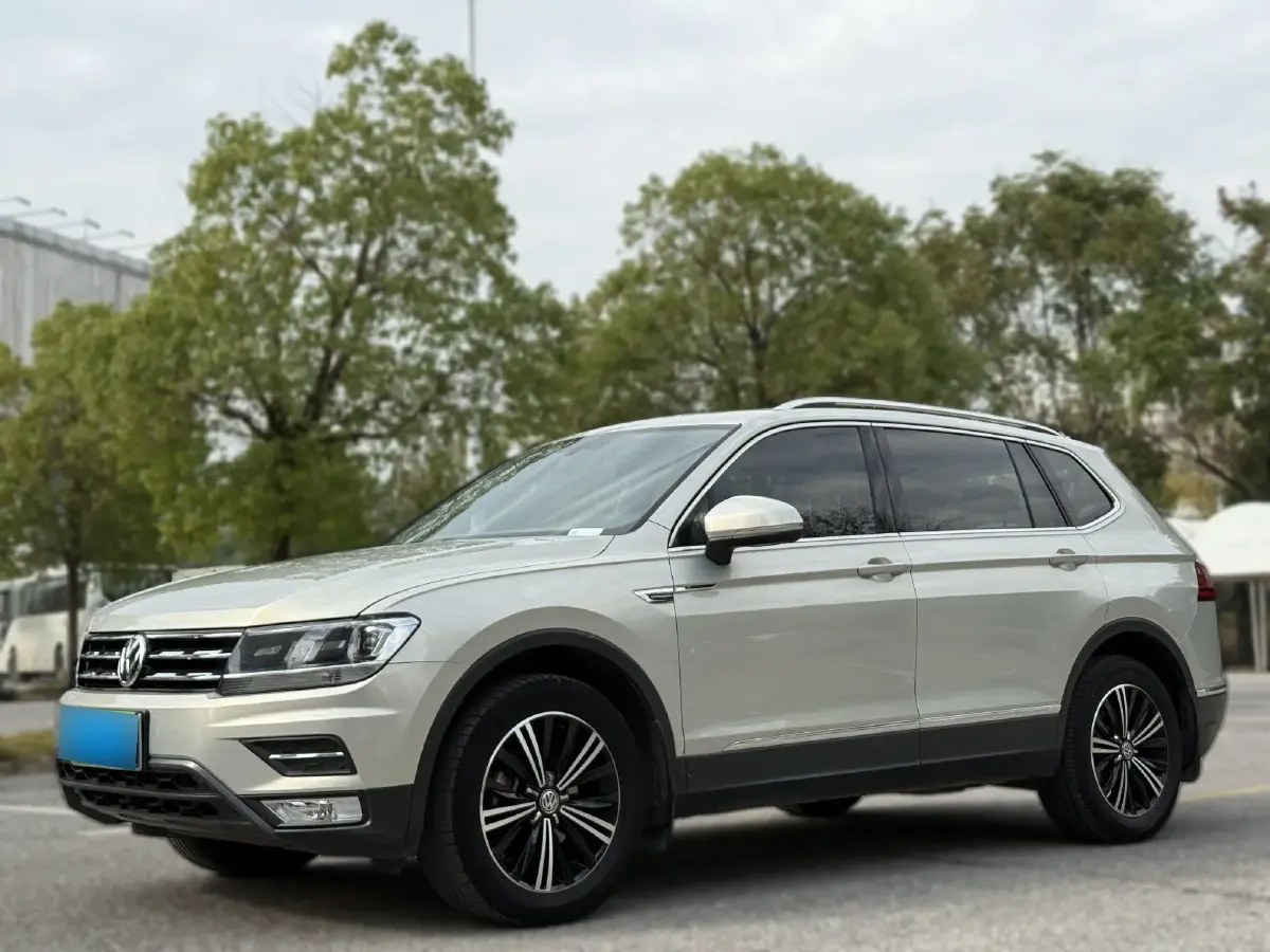 2019 Volkswagen Tiguan L 2.0T 186HP L4 7DCT
